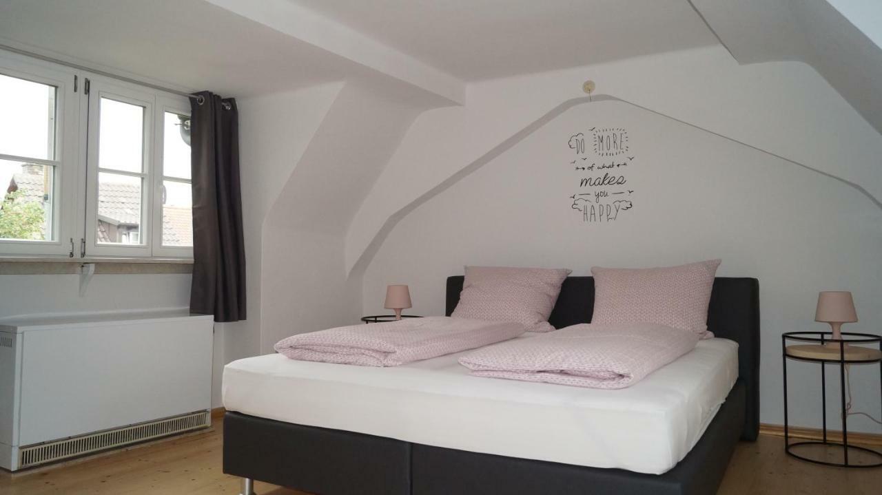 Ferienwohnung Im Historischen Stadttor Staufen-en-Brisgau Extérieur photo