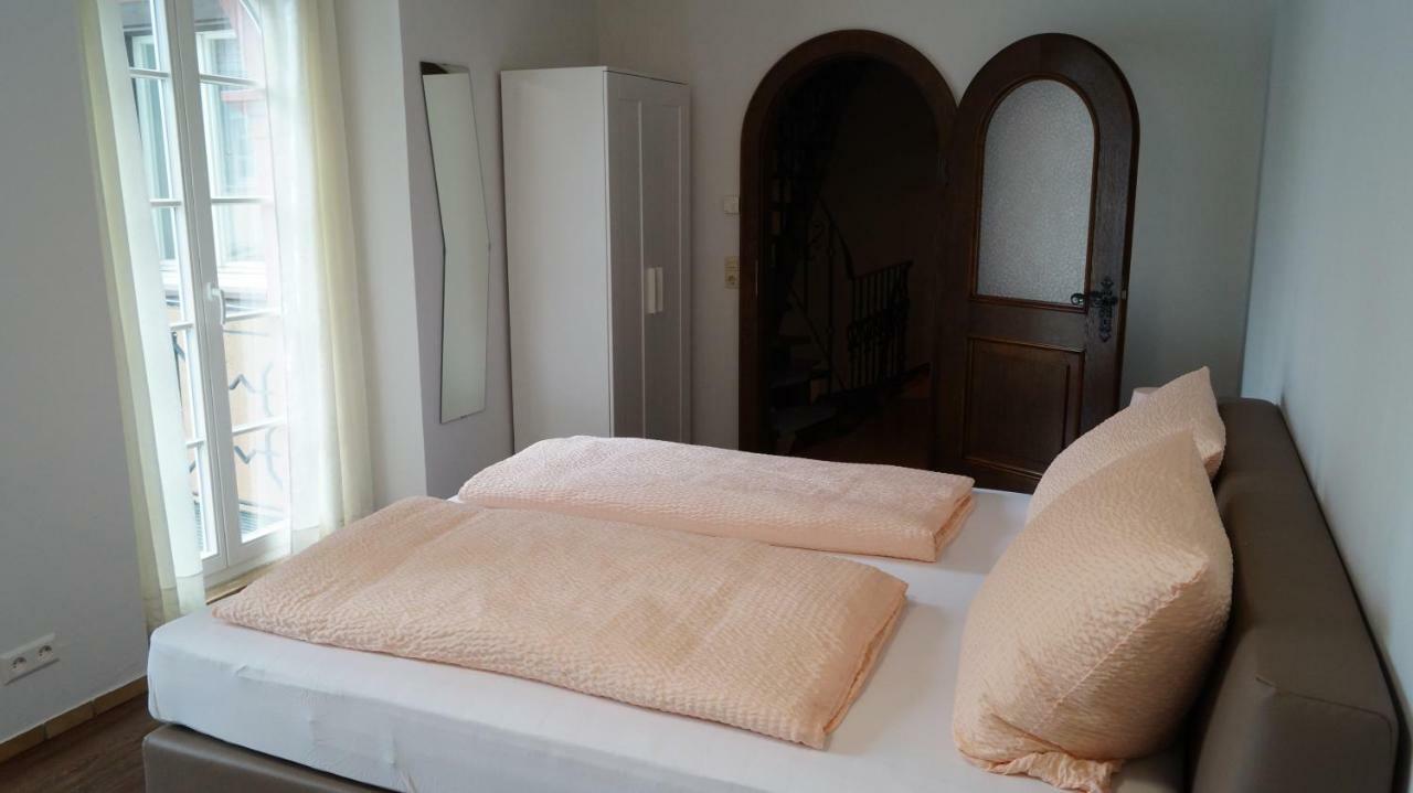 Ferienwohnung Im Historischen Stadttor Staufen-en-Brisgau Extérieur photo